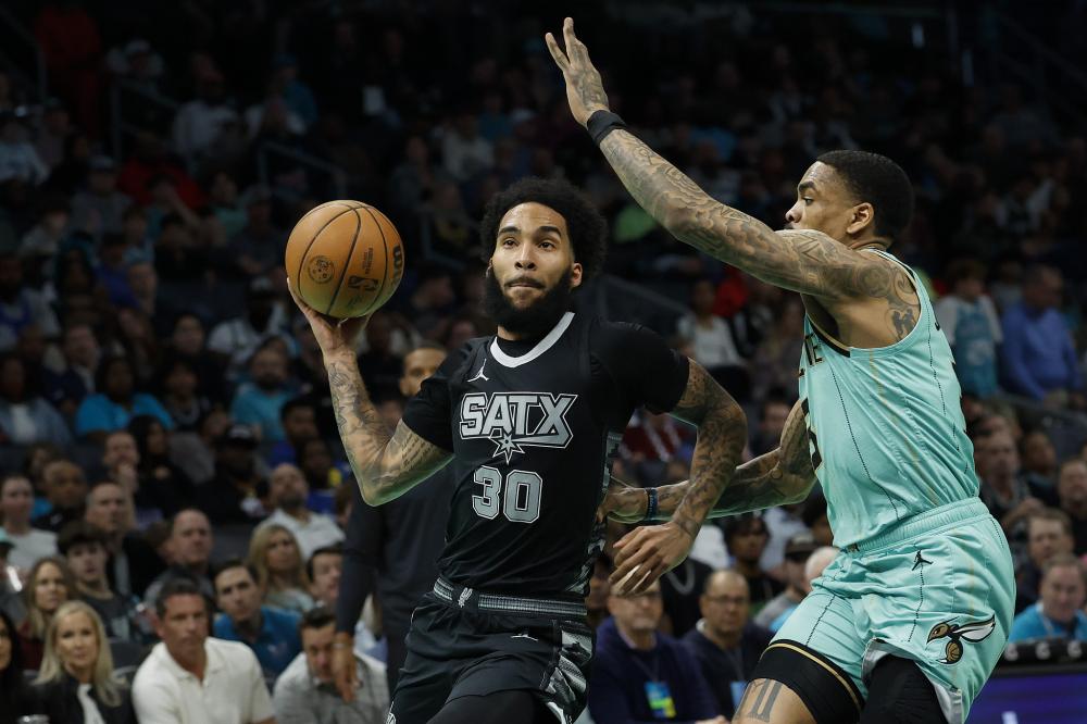 球员表现尤 球员表现尤