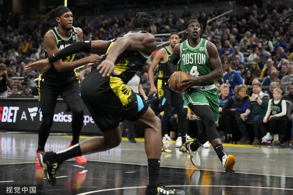 的几名年轻 的几名年轻