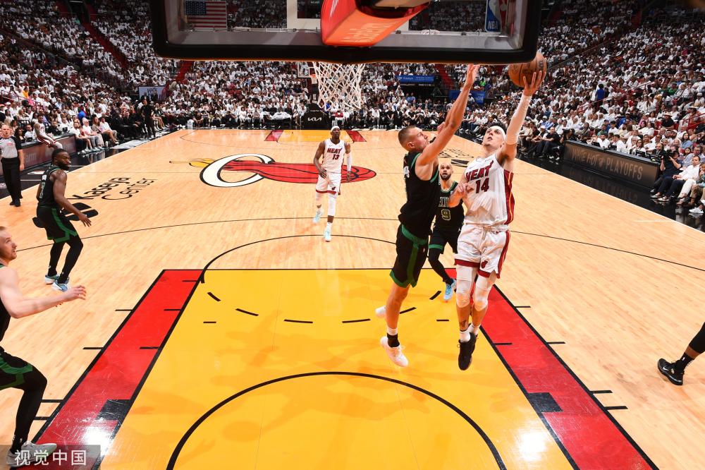 这使得他们 这使得他们